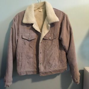 Jean jacket with fur